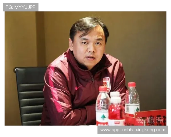 青训与商业并重的俱乐部发展新范式解析