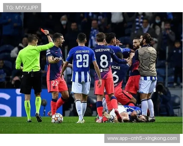 波尔图替补火速登场补射为胜利奠基