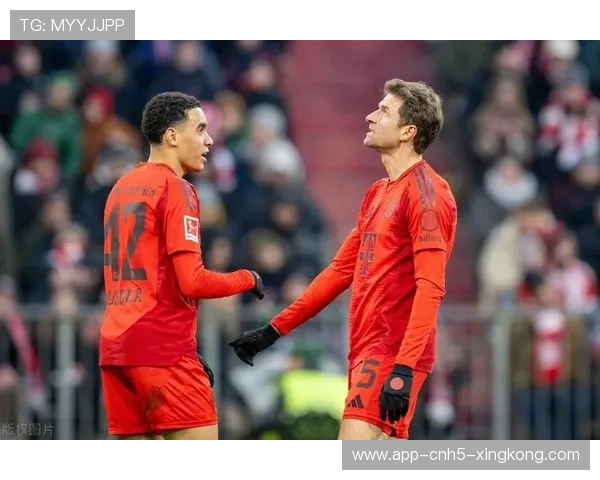 拜仁防线联动出色，德甲竞争格局仍旧复杂