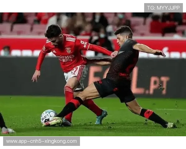 本菲卡在定位球环节的训练成果终现赛场