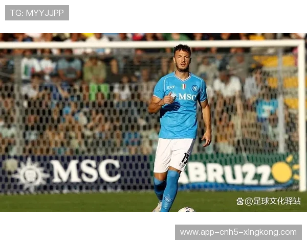 那不勒斯替补轮换恰当,体能管理见效明显 那不勒斯替补轮换恰当,体能管理见效明显