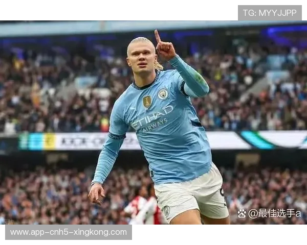 德转列中锋身价榜：哈兰德1.8亿欧居首，姆巴佩第二，德转球队身价